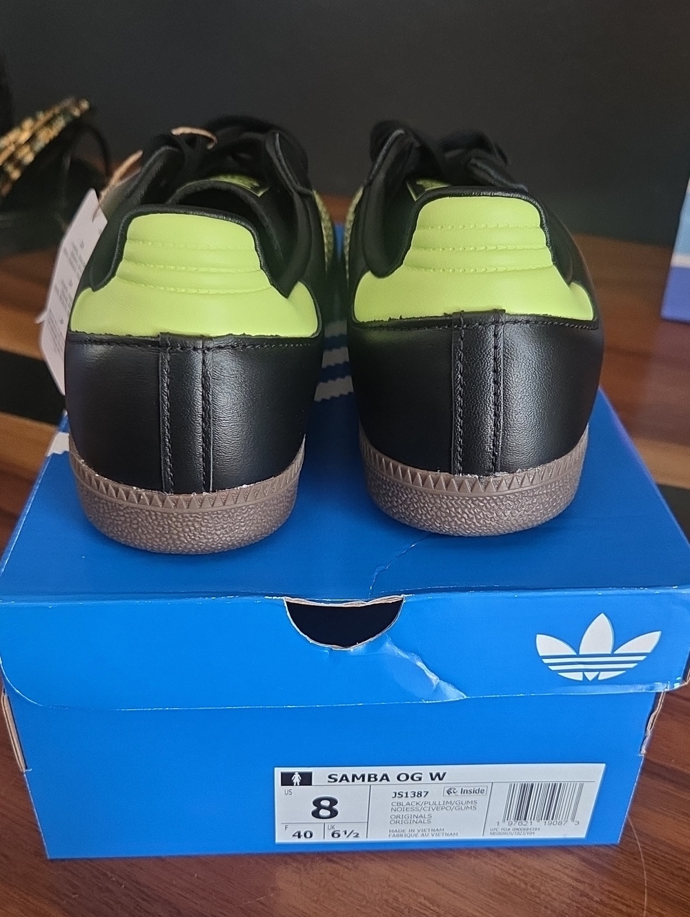 Adidas Black & Green Samba OG Women's Sneaker Size 8 NWT - Picture 7 of 9